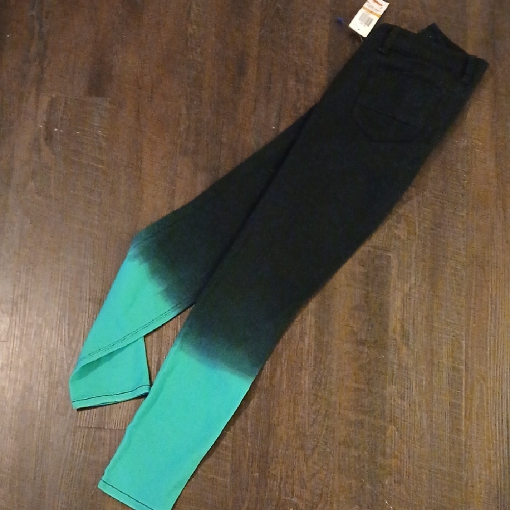 NWT Elegant Ombre Black and Green Skinny Jeans